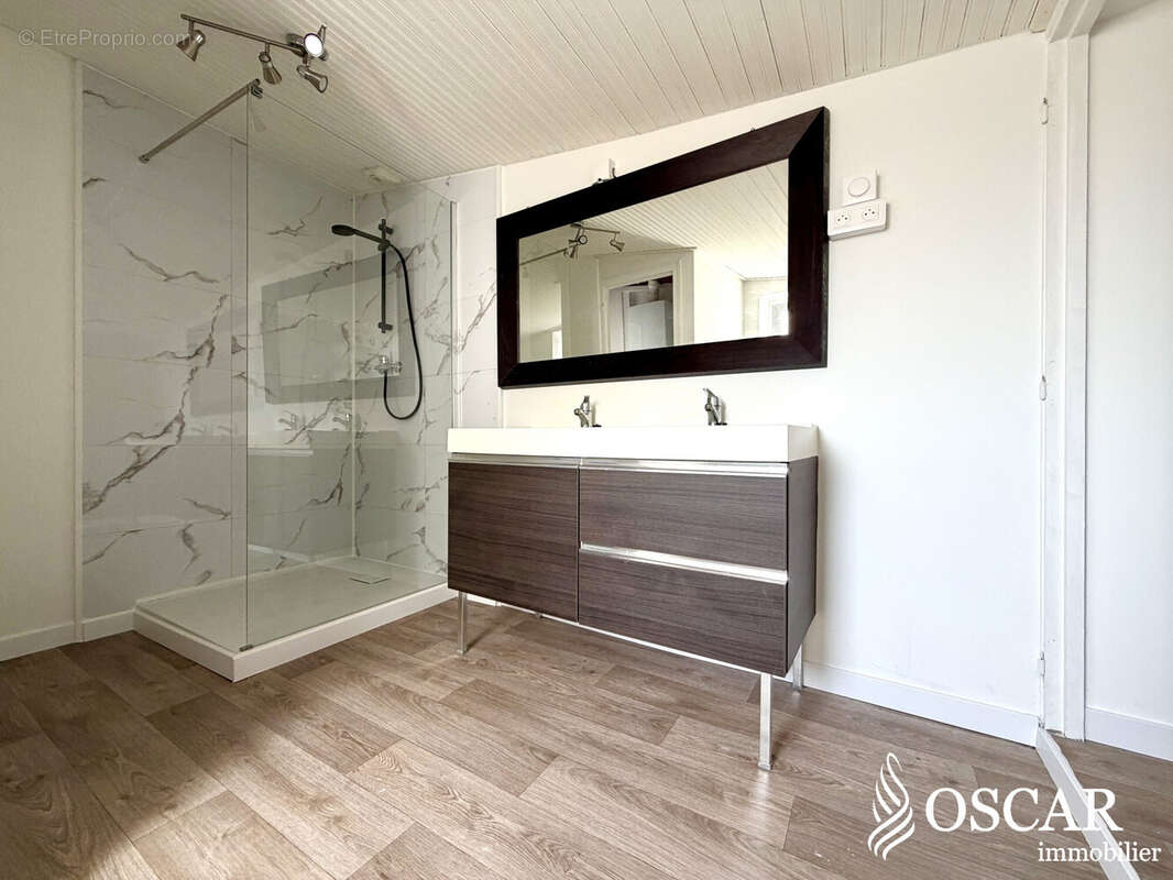 Appartement à SAINT-SEBASTIEN-SUR-LOIRE