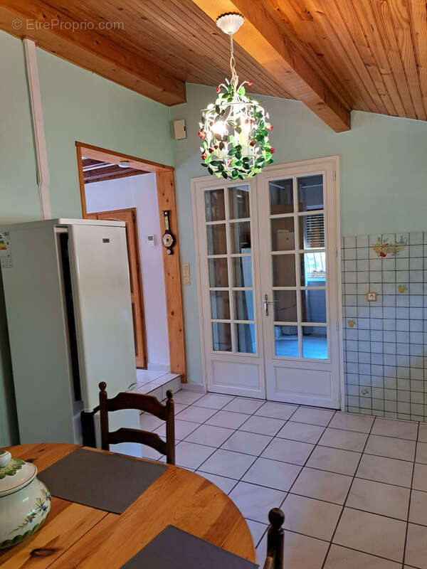Grande maison familiale avec gîte indépendant, terrasses et jardin à Sainte-Colombe-sur-Guette - photo 24