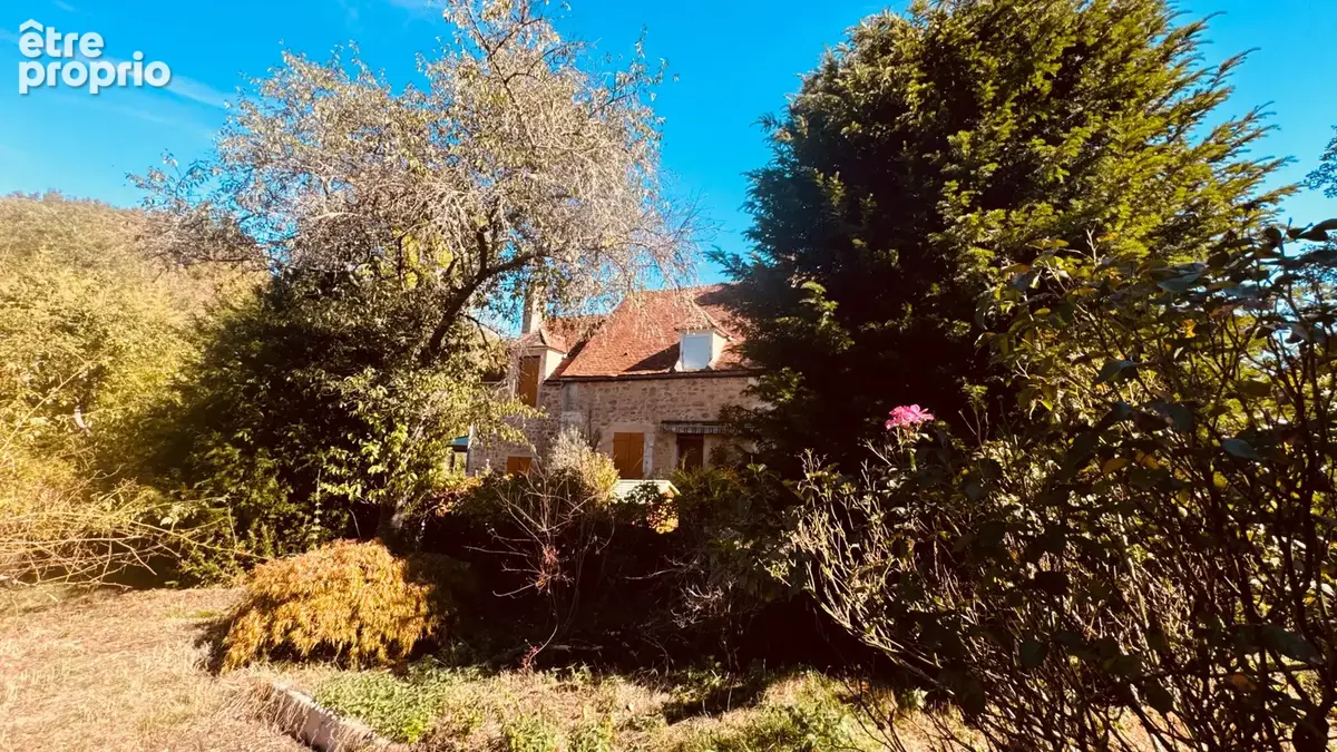 EXCLUSIVITE - AVALLON , VALLEE DU COUSIN  .    Propriété avec terrain de 3 ha 53 environ au prix de 267 500 € - photo 20