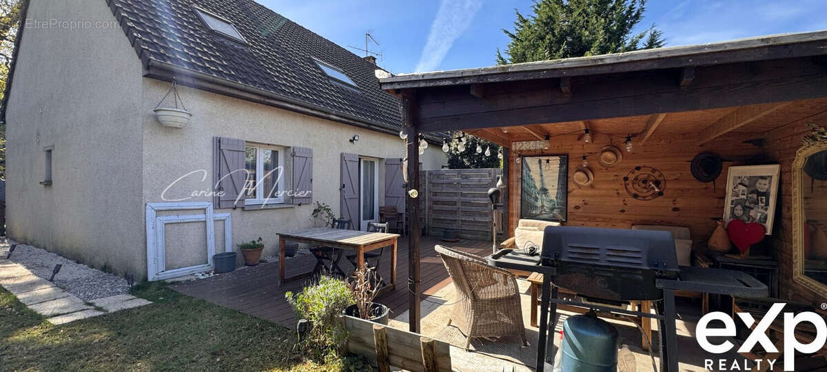 Appartement à BAZAINVILLE