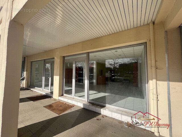 Commerce à LUC-LA-PRIMAUBE