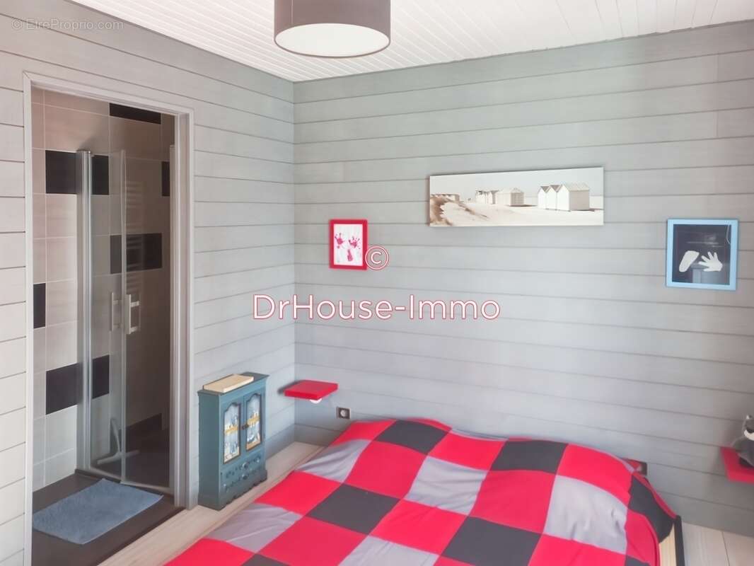 Maison à DOMPIERRE-SUR-MER