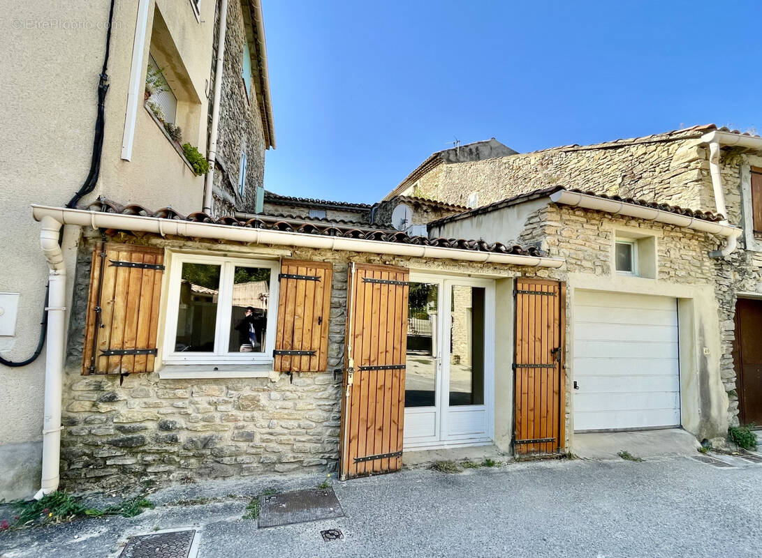 Maison à VAISON-LA-ROMAINE