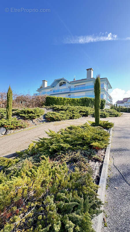 T4 MESSERY Appartement à la Vente    avec Vue Imprenable sur le Lac - photo 6
