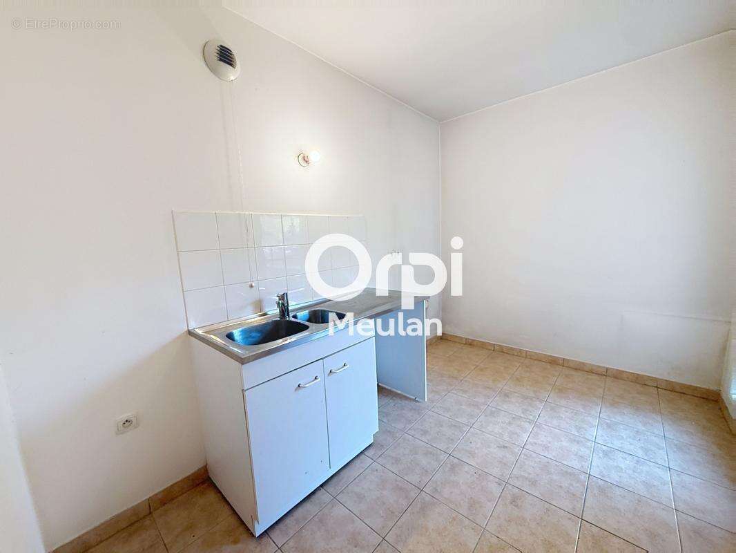 Appartement à HARDRICOURT