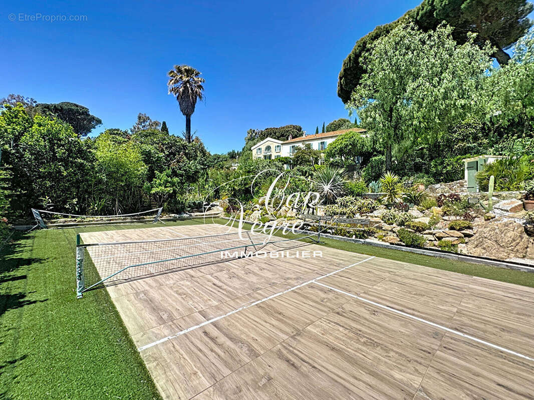 Propriete historique 10 pieces avec magnifique vue mer et jardin luxuriant - photo 6