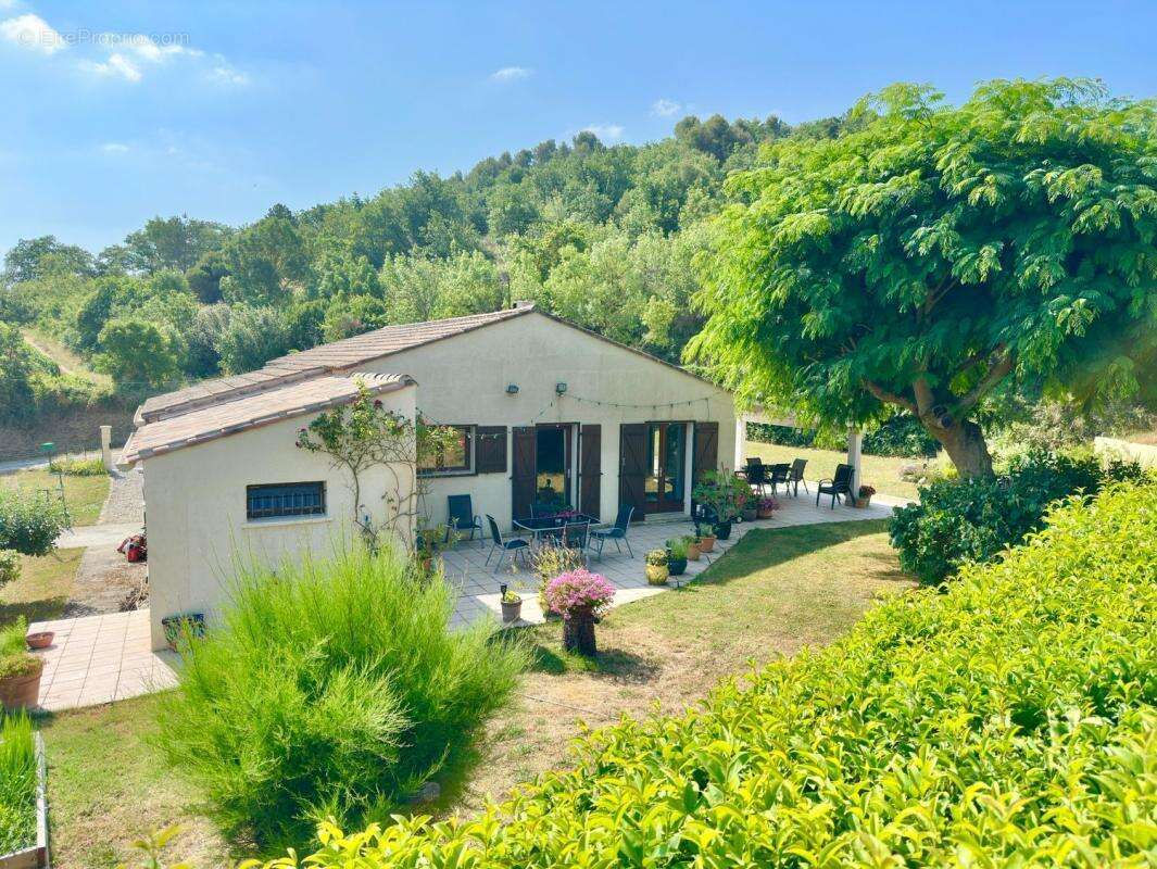 Maison à PIEUSSE