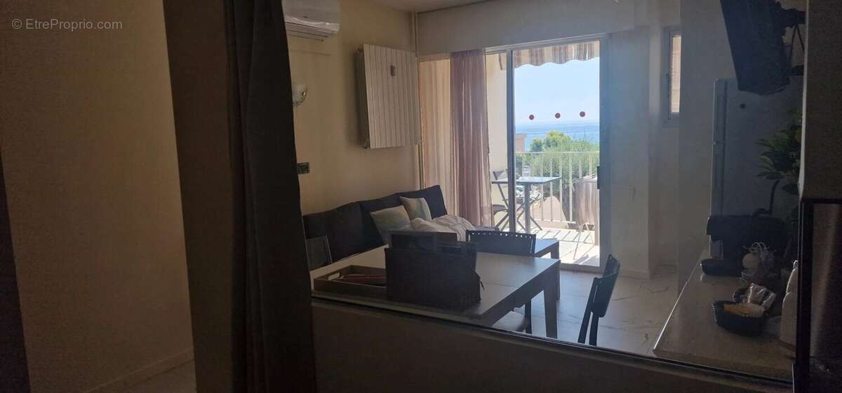 Appartement à ROQUEBRUNE-CAP-MARTIN
