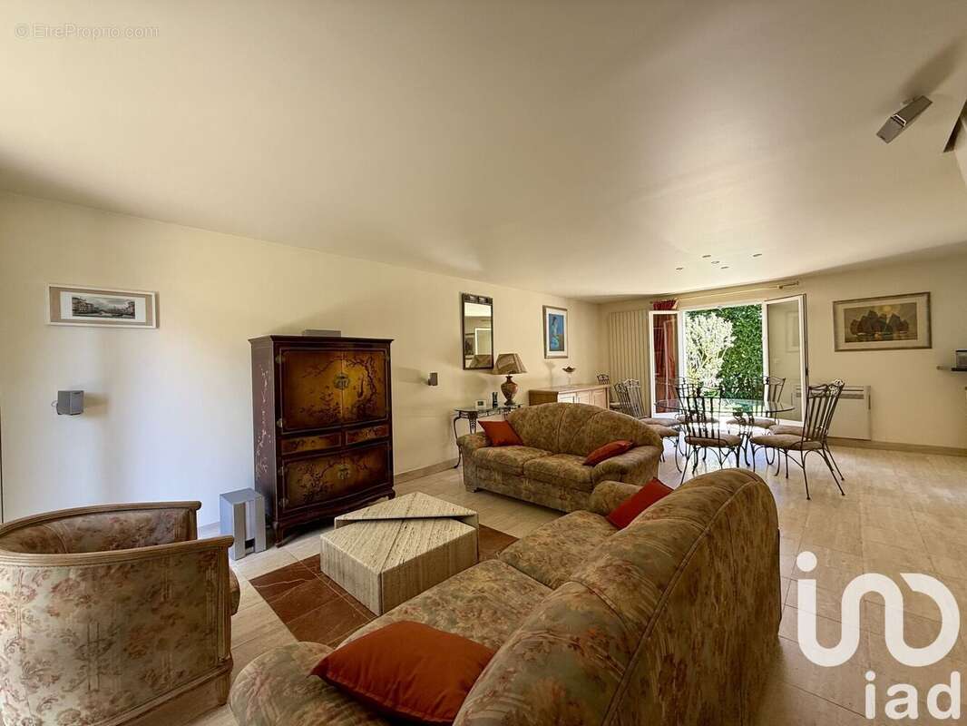 Photo 2 - Maison à SUCY-EN-BRIE