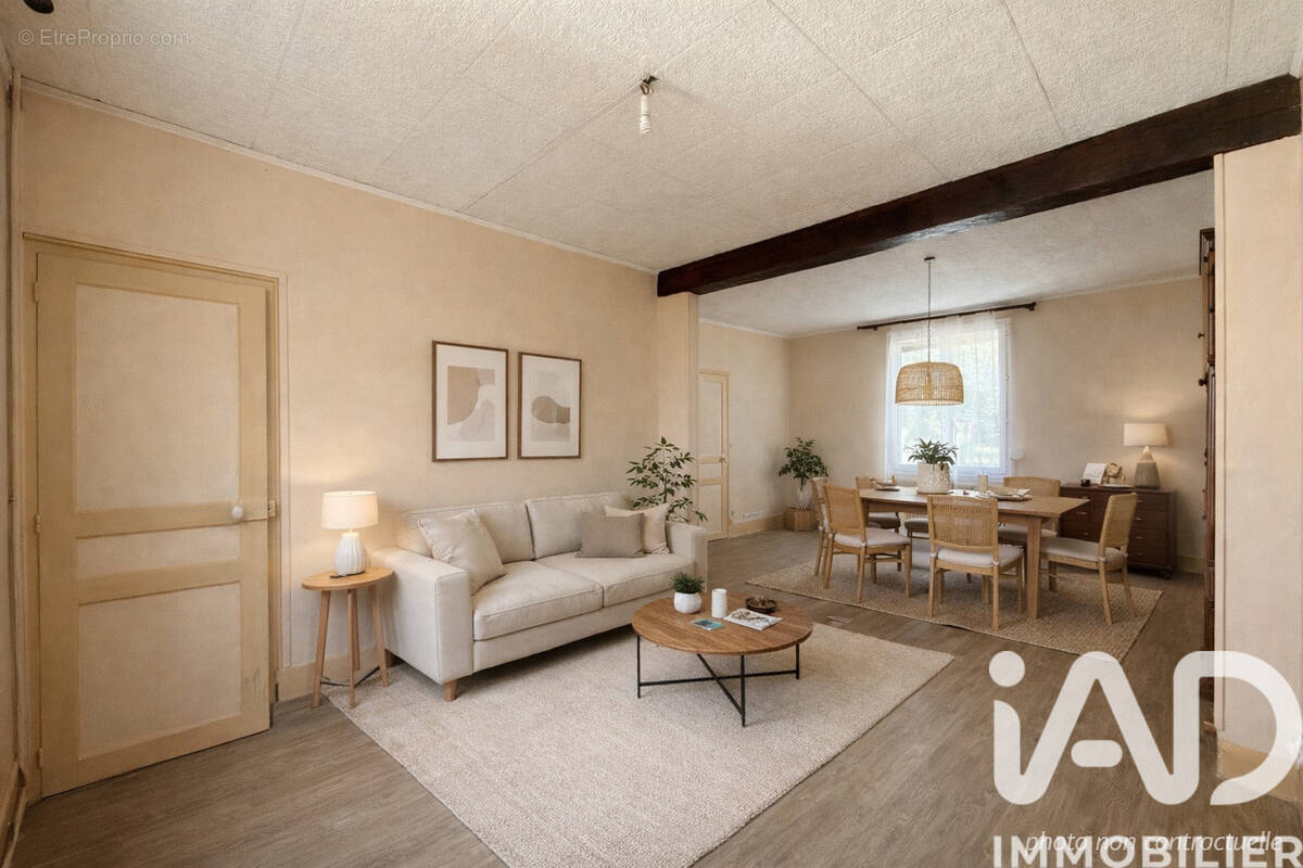Photo 1 - Maison à COMPIEGNE