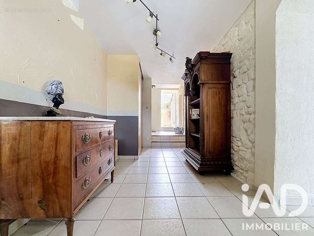 Maison 112 m² à Rochefort  - photo 5
