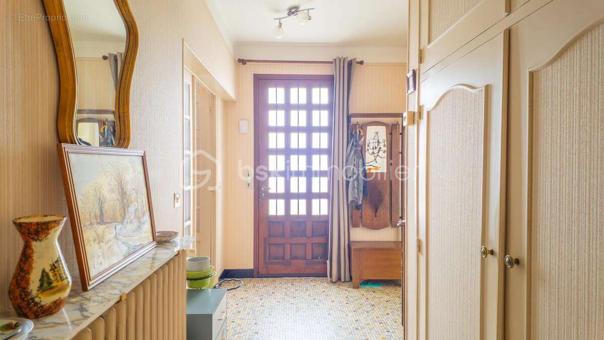 Maison à COULANGES-LES-NEVERS