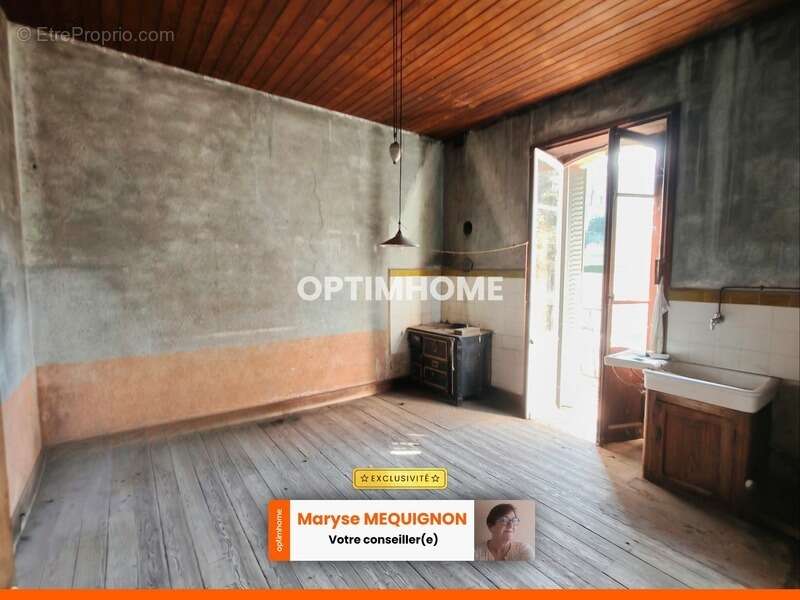 Maison à OLLIERGUES