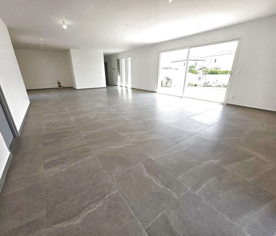 A vendre villa contemporaine neuve - photo 2