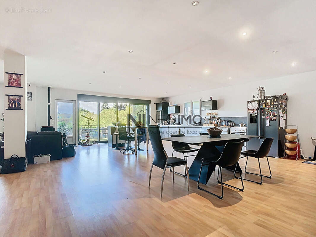 Commerce à CHATENOIS