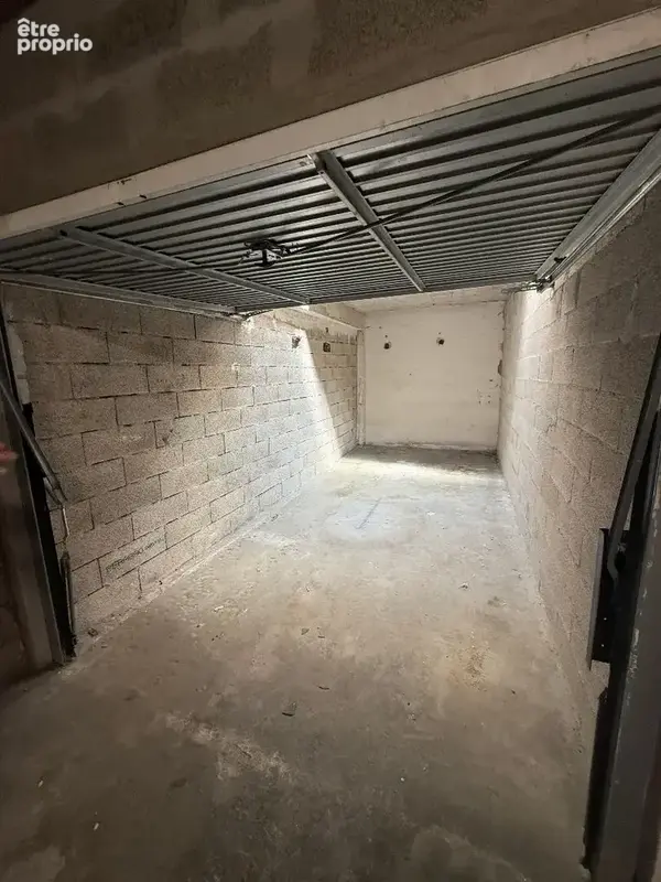 Parking à MARSEILLE-5E