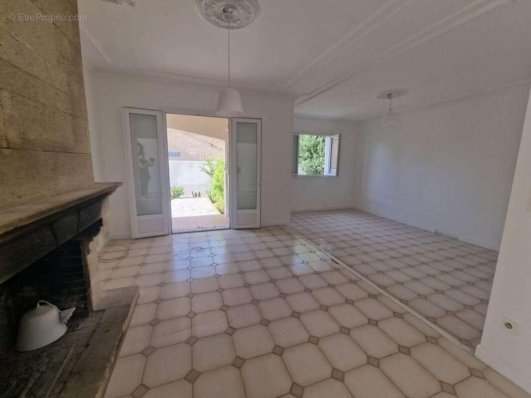 Maison à COLOMBIERS