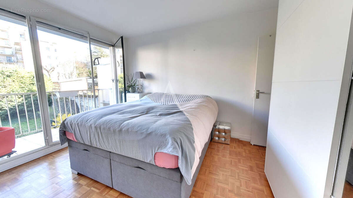 Appartement à BRY-SUR-MARNE
