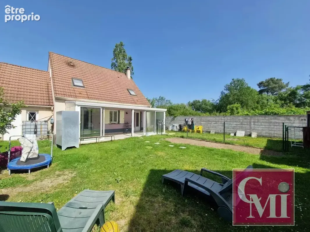 Photo Maison à Breuillet au prix de 328 500€