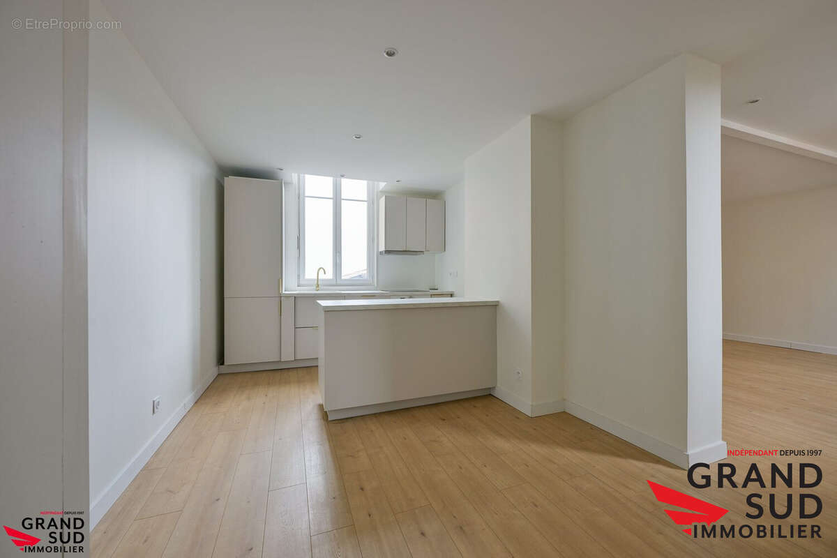 Appartement 63 m² à Bordeaux  - photo 4