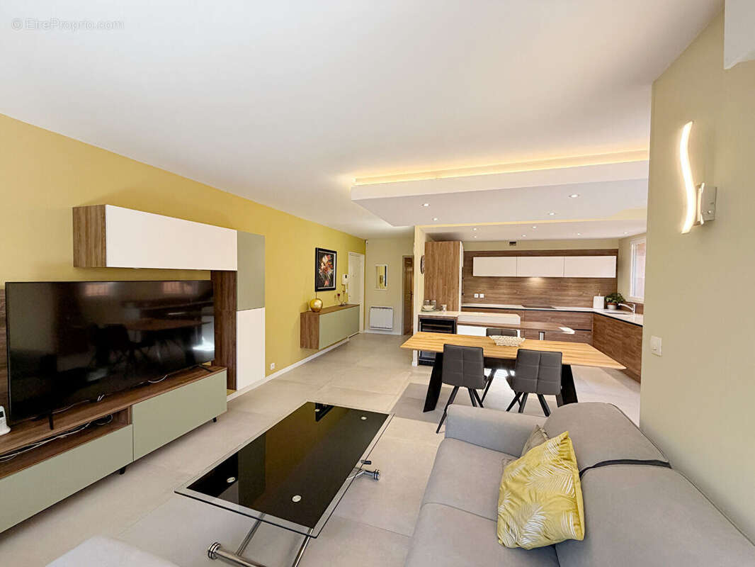 Appartement à LE PRADET