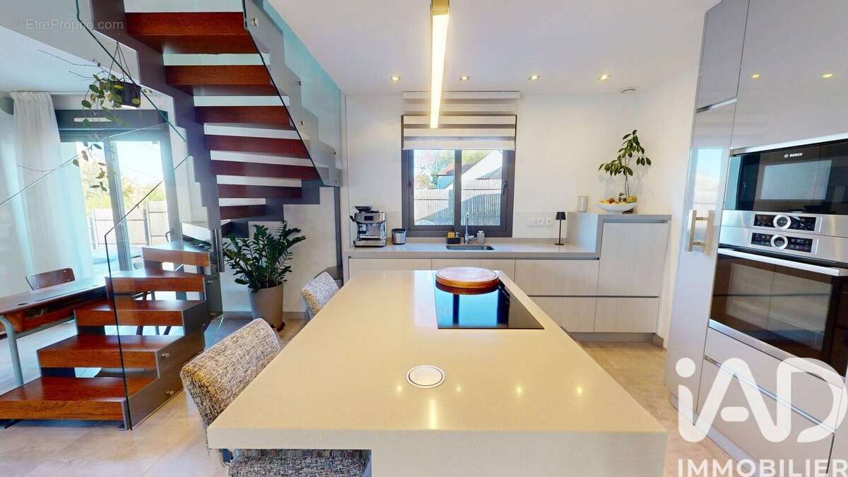 Maison 120 m² à Maincy  - photo 6