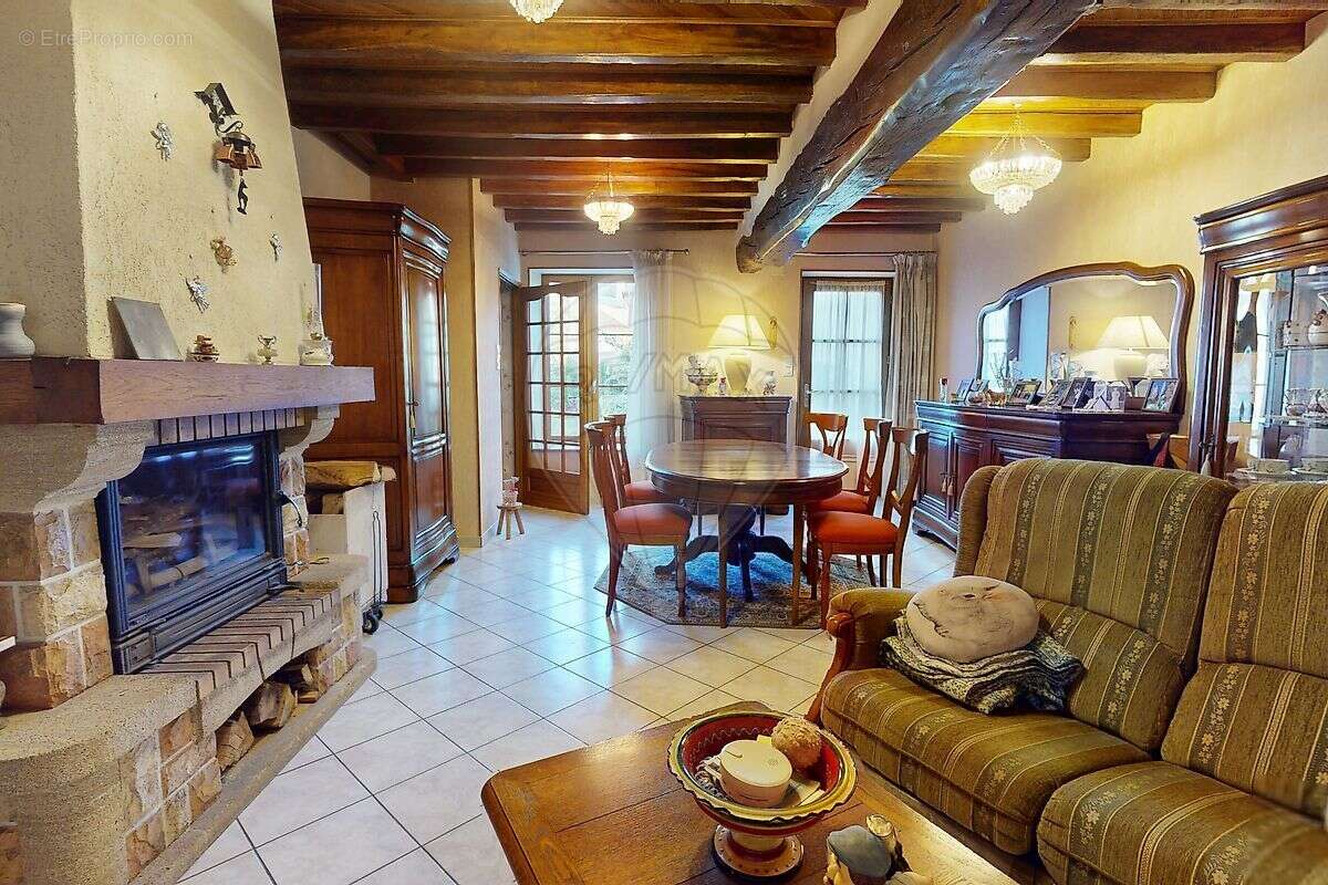 Maison à CHILLEURS-AUX-BOIS