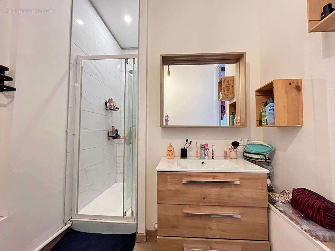 Maison à AMBARES-ET-LAGRAVE