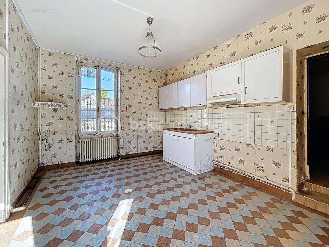 Maison à AUFFERVILLE