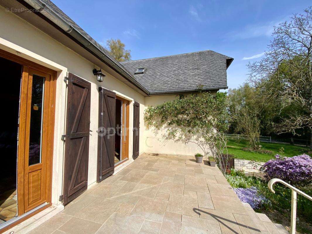 Agréable maison  - Secteur recherché - 4 Chambres - Grenier aménagé - Sous sol avec garage - photo 15