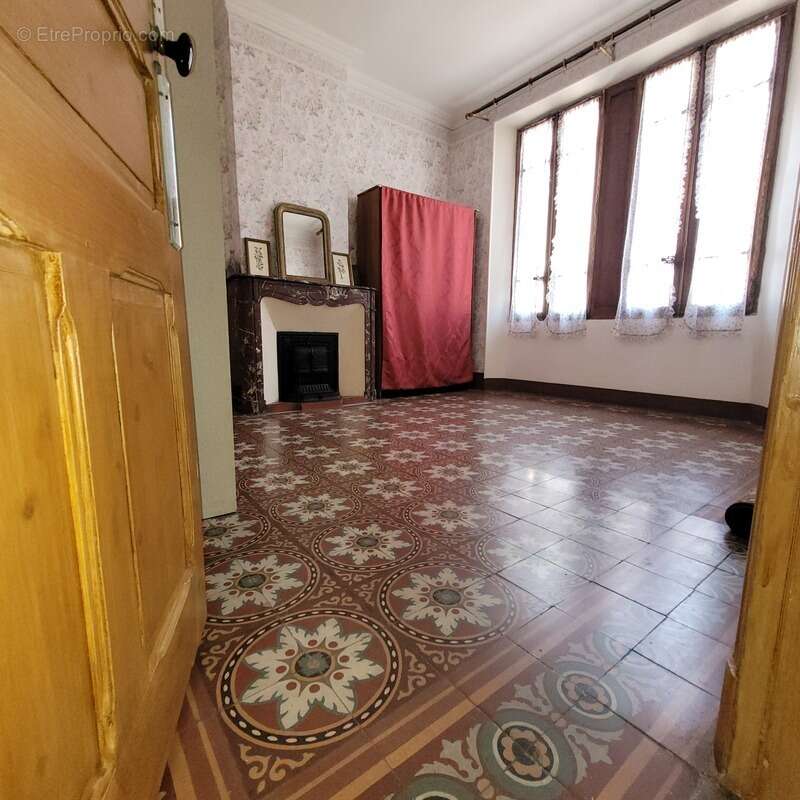 Dpt Gard (30), à vendre ALES immeuble de rapport 175m2 environ à rénover + terrain 300m² environ - photo 33