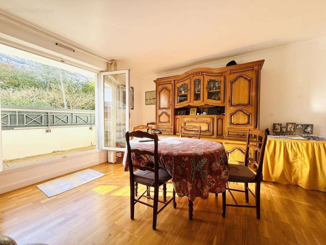 Appartement à CHATILLON