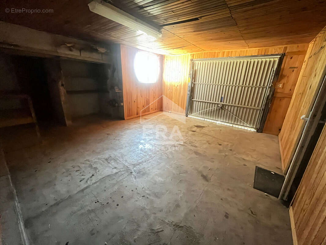 Maison à CHATEAU-ARNOUX-SAINT-AUBAN