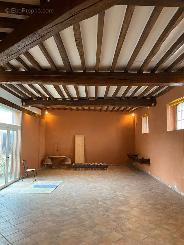 Maison à MONTEREAU-FAULT-YONNE