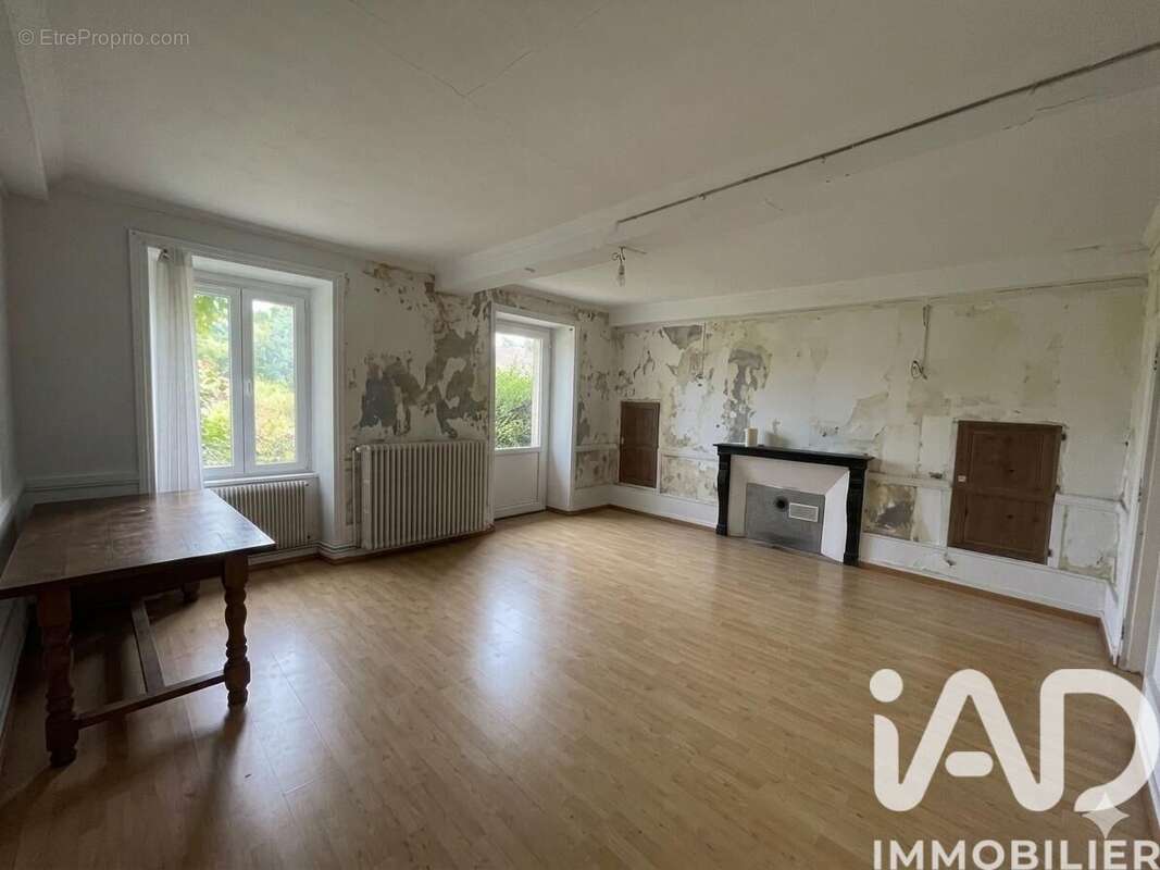 Photo 5 - Appartement à BUCEY-LES-GY