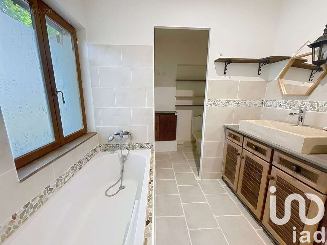 Photo 8 - Maison à TACOIGNIERES