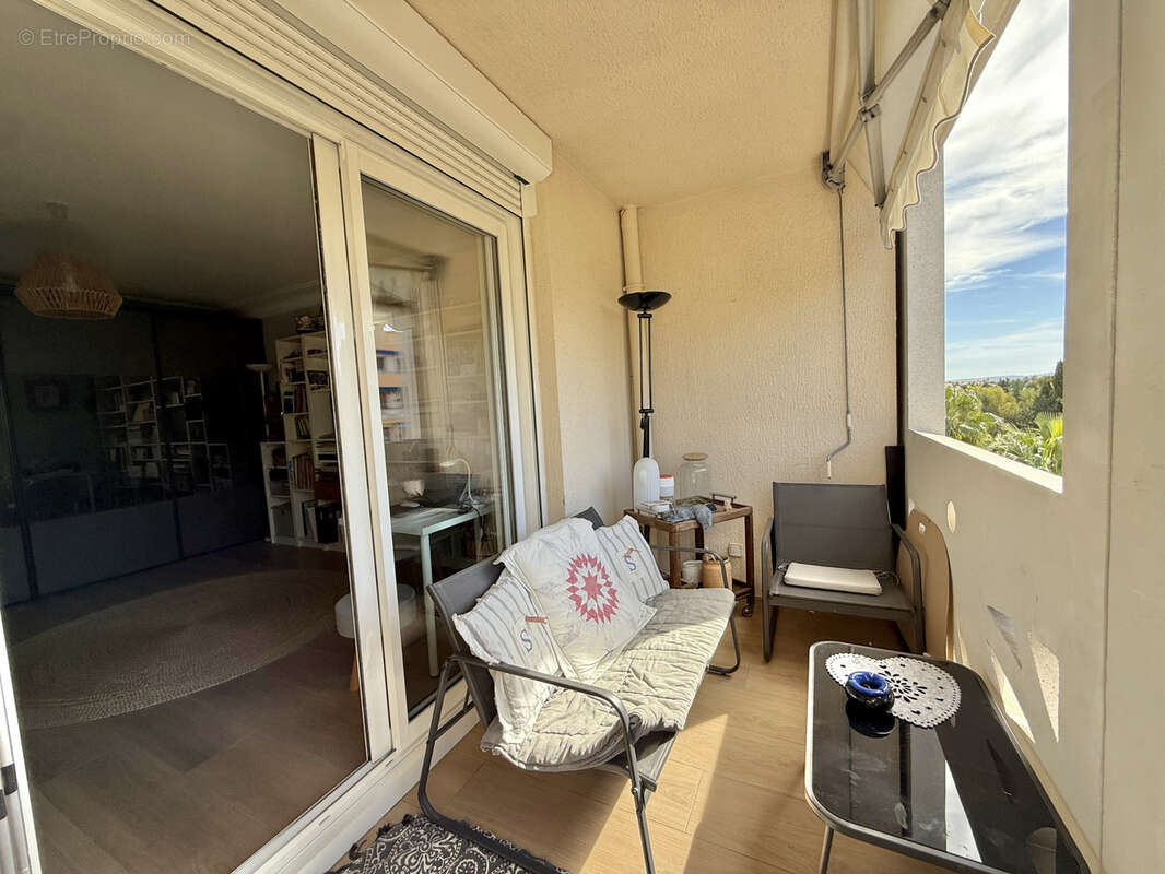 Appartement à HYERES