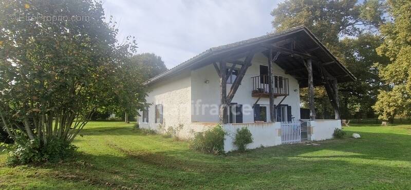 Maison à CREON-D&#039;ARMAGNAC