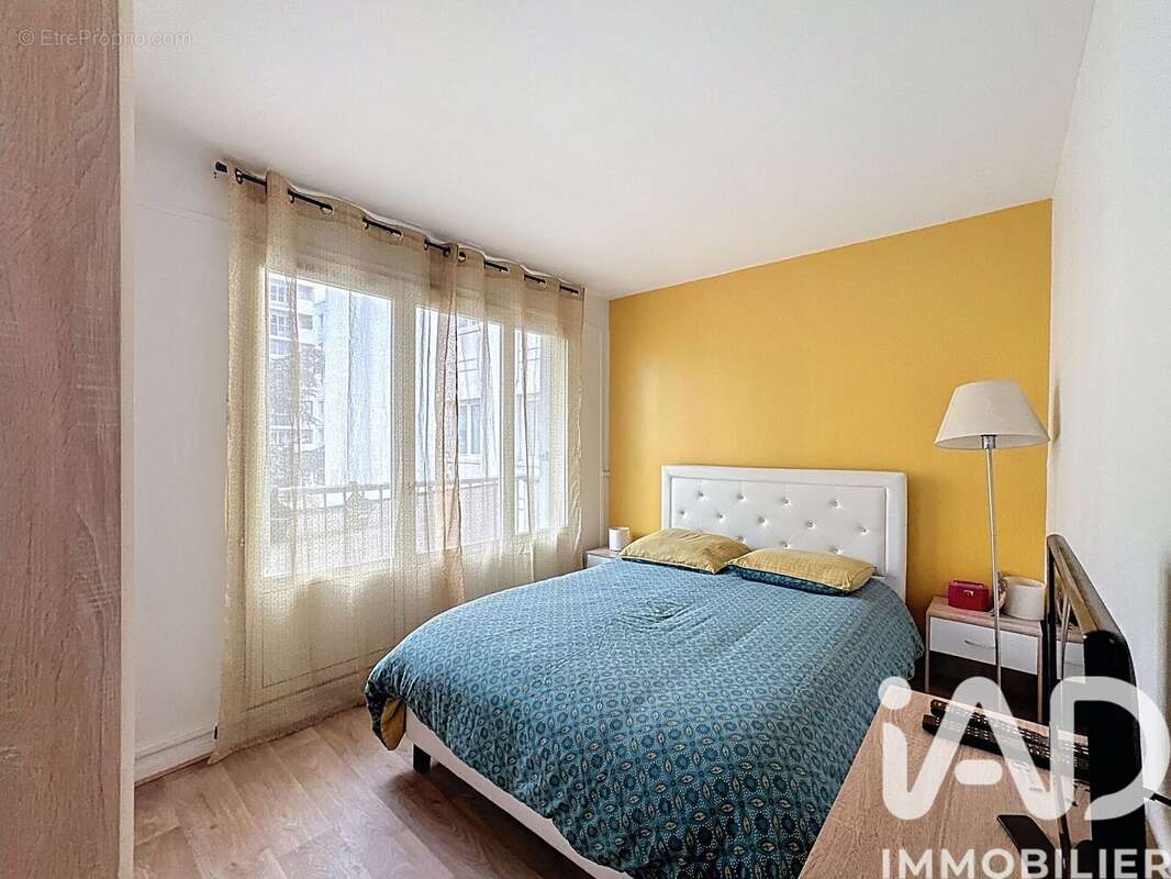 Photo 9 - Appartement à VILLENEUVE-LA-GARENNE