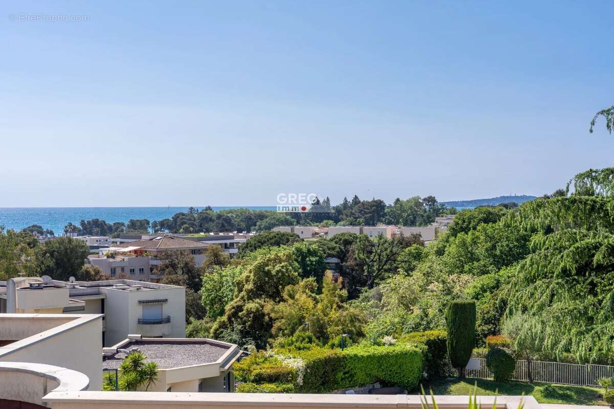 Appartement à VILLENEUVE-LOUBET