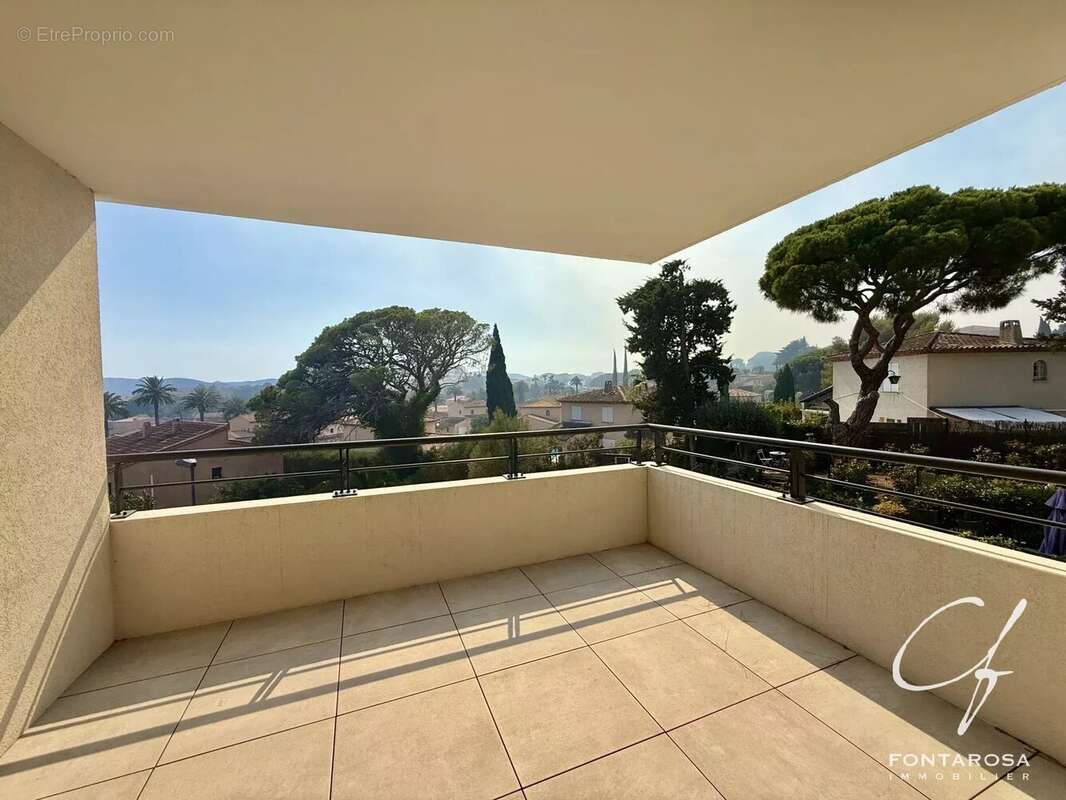 Appartement à FREJUS