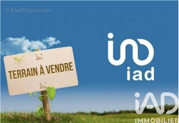 Photo 1 - Terrain à SAINT-JULIEN