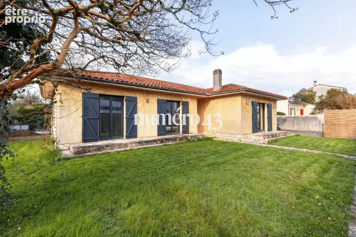 Maison à MERIGNAC