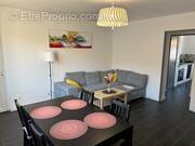 Appartement à SALERNES