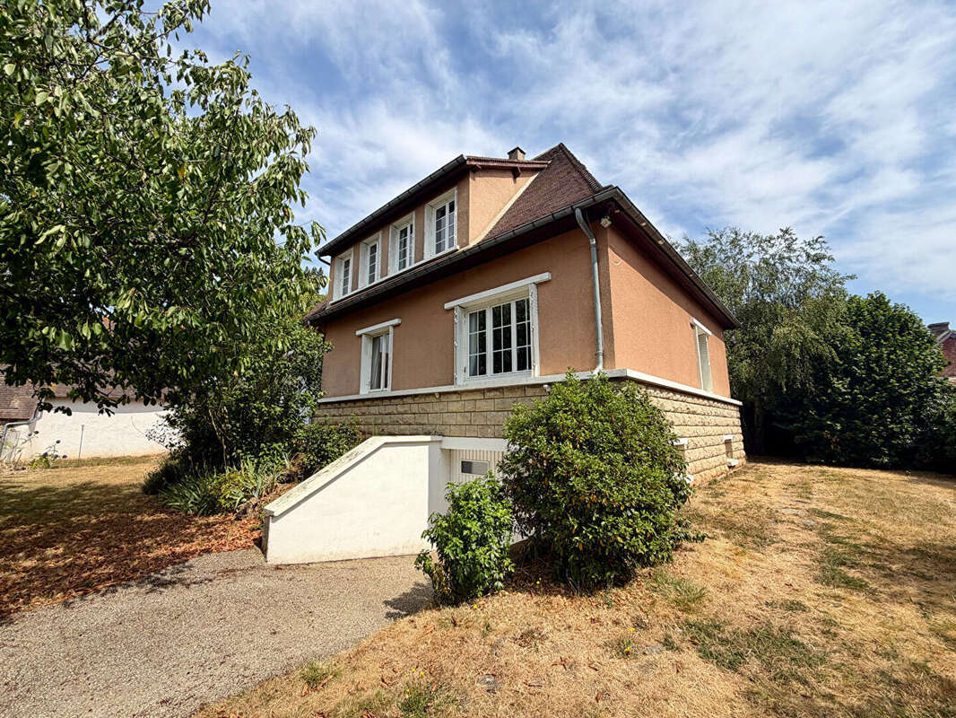 Maison Illiers L Eveque 6 pièce(s) 144 m2 - photo 10