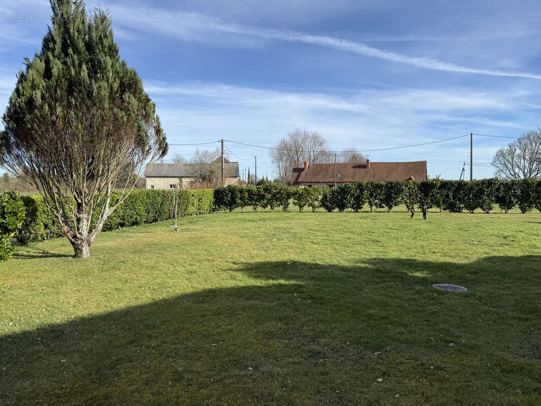 Maison à SAINT-PARDOUX-CORBIER