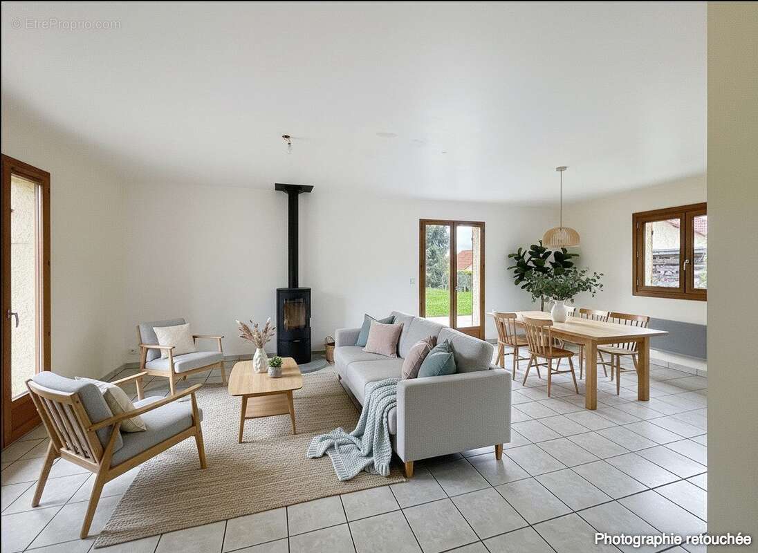 Colombe Maison individuelle salon  - Maison à COLOMBE