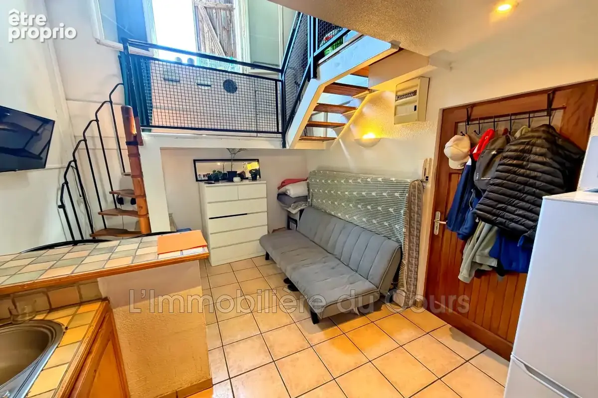 Appartement 1 pièce 20 m² à vendre à Marignane (13700) - photo 3