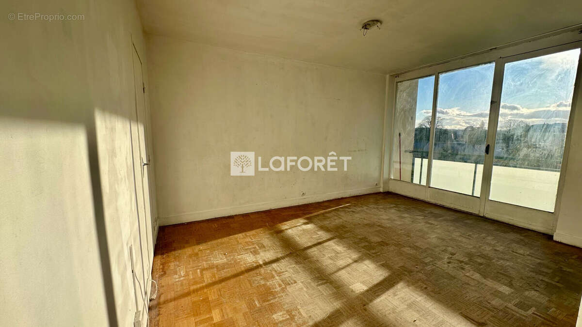 Appartement à LIVRY-GARGAN