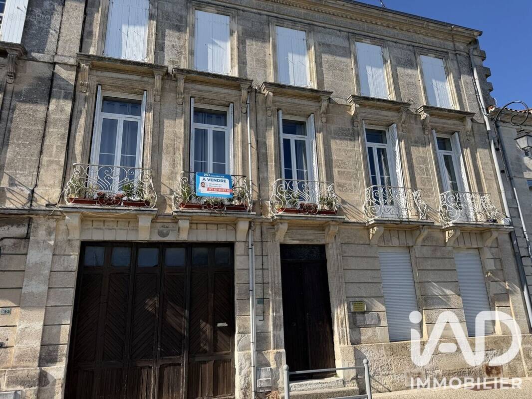 Photo 1 - Appartement à TONNAY-CHARENTE